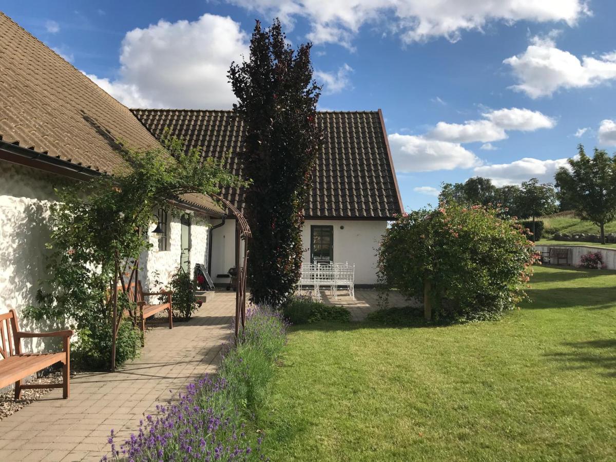 Stallet Pa Skarby Ystad Exterior foto